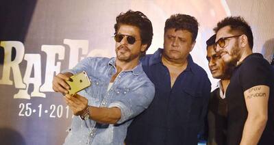 Shah Rukh Khan promotes his film