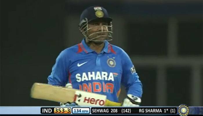 MUST WATCH: When Virender Sehwag broke Sachin Tendulkar&#039;s record with epic 219