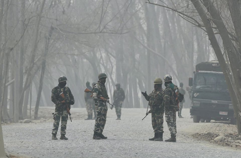 Encounter between army and militants at Arwani