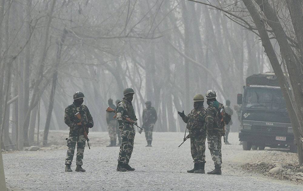 Encounter between army and militants at Arwani