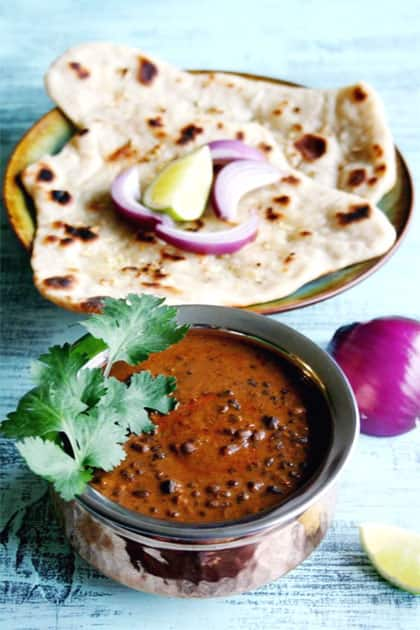 Dal makhani with tandoori roti