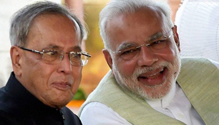PM Modi wishes President Mukherjee on his 81st birthday, says he &#039;puts India&#039;s interest above everything&#039;