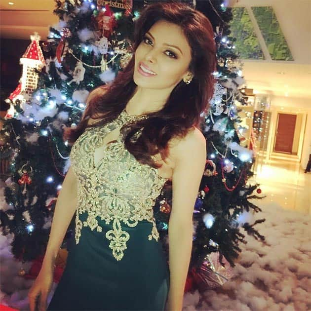 Instagram-sherlynchopra