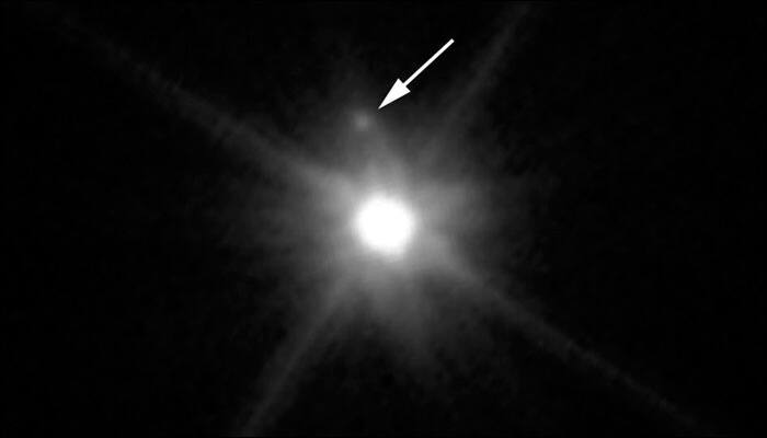 Hubble discovers Moon orbiting dwarf planet Makemake!