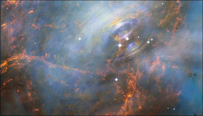 A close-up of Crab Nebula's 'beating heart'!