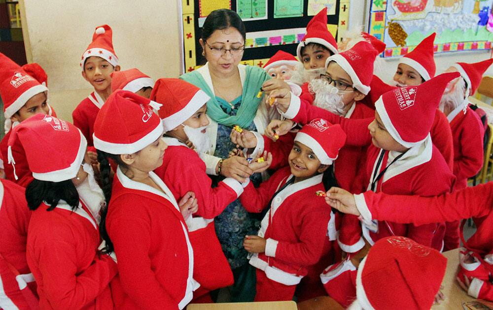 Students in Santa Claus dress