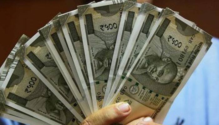 Demonetisation: Focus now on printing more new Rs 500 notes, says govt