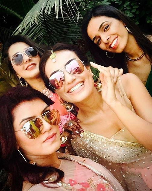 Instagram-surbhijyoti