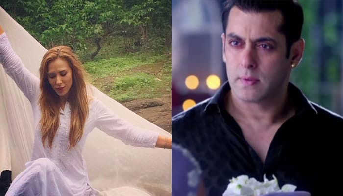 Salman Khan helps Iulia Vantur with her music video rehearsals 