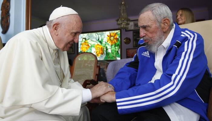 Fidel Castro meets Pope Francis at Cuban leader's residence