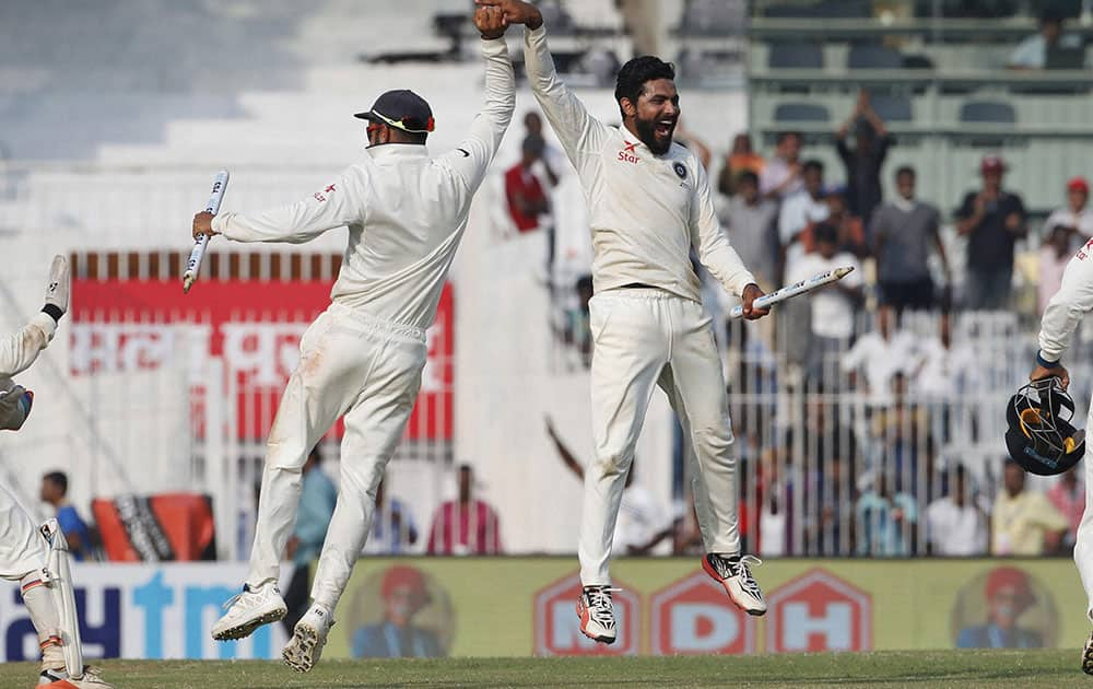 Virat Kohli and teammate Ravindra Jadeja celebrates after the win against England