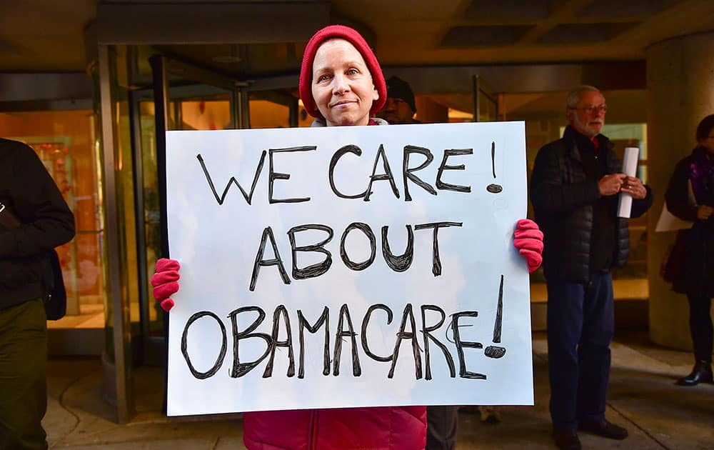 Constituents Rally Outside Senator Pat Toomey's Office