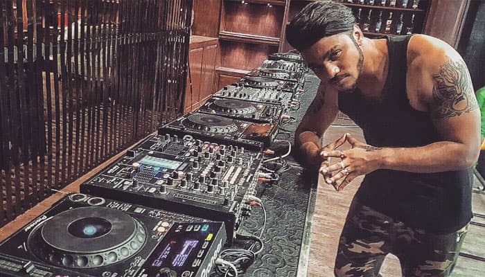 Raftaar raps for Hollywood film 'Passengers' in Hindi | Music News