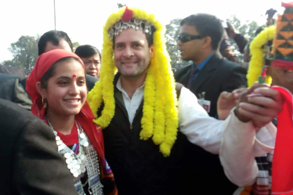 Rahul Ghandhi dressed up in Kulluvi dress