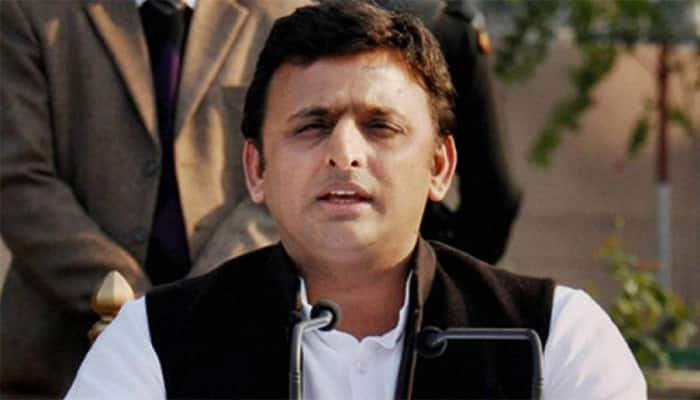 SP feud deepens; Akhilesh rebels against father Mulayam, declares parallel list of 235 candidates for UP polls