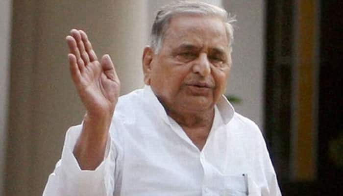 Hectic efforts on to avoid split in Samajwadi Party, Mulayam Singh Yadav calls meet