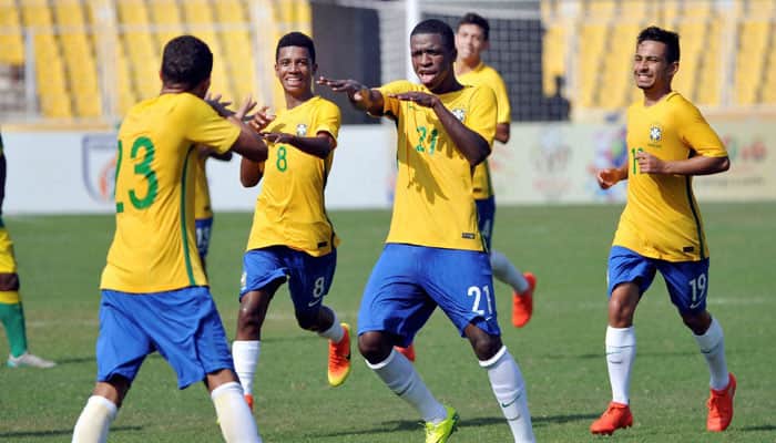 Flamengo settle $1.8 million debt with Brazilian striker Romario Flamengo settle $1.8 million debt with Brazilian striker Romario