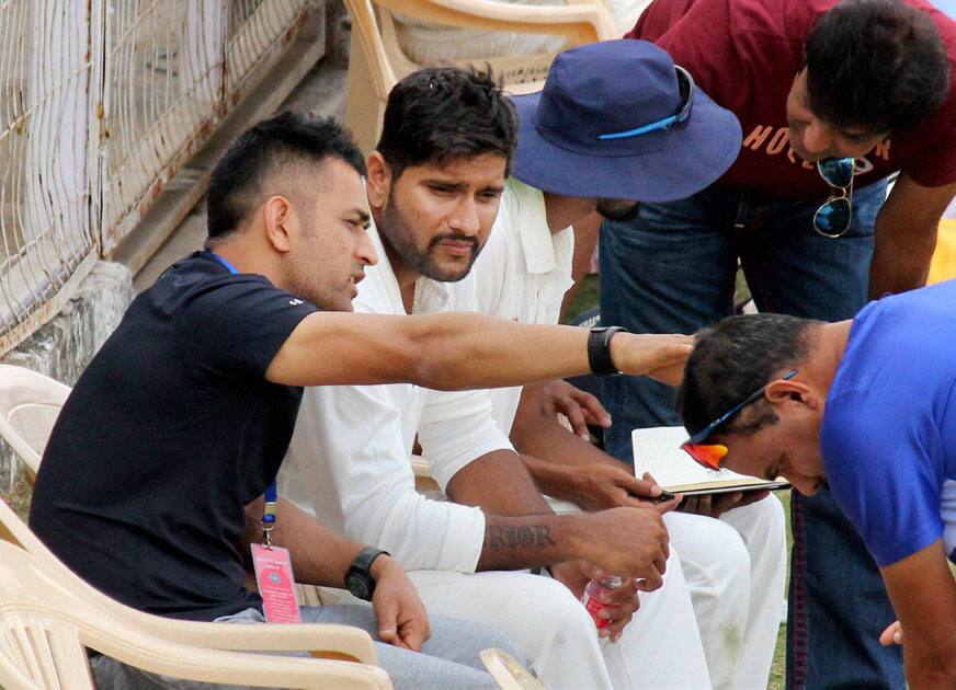 M S DHONI AT VCA STADIUM IN NAGPUR M S DHONI AT VCA STADIUM IN NAGPUR