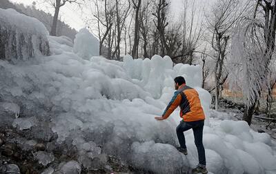 Snow in Kashmir