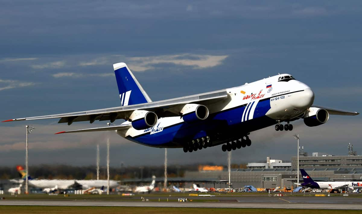 Antonov An-124