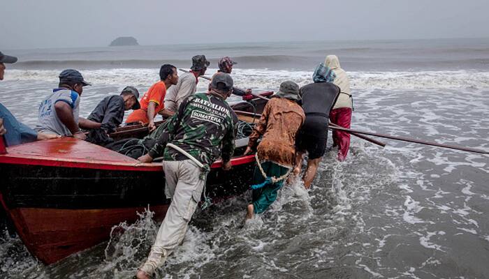 Pakistan releases dozens of Indian fishermen