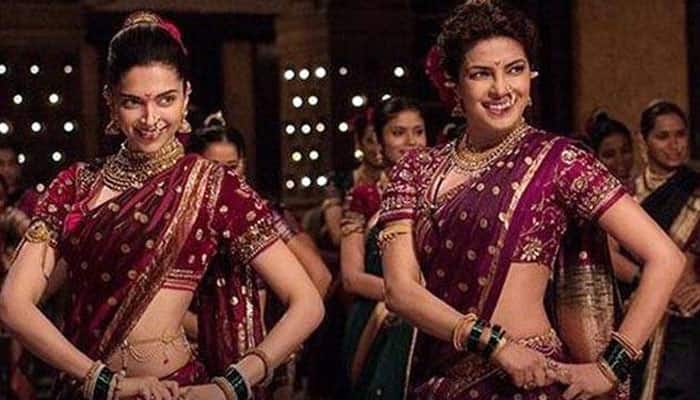 Priyanka Chopra and Deepika Padukone&#039;s throwback video will leave you in SPLITS!