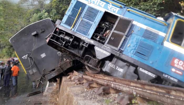 West Bengal: Toy train of Darjeeling Himalayan Railway derails near Kurseong, several injured