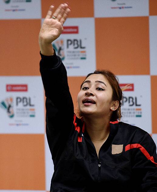 Jwala Gutta of Delhi Acers addresses a press conference