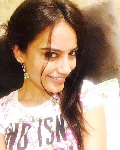 Instagram-surbhijyoti