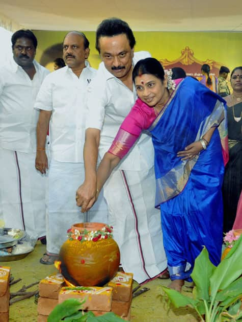 Stalin celebrates Samathuva Pongal