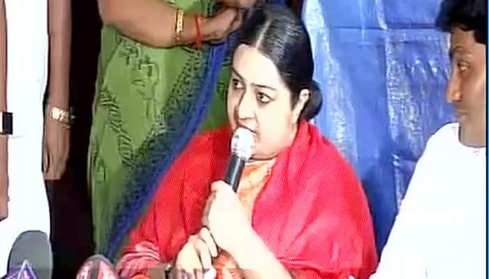 Deepa Jayakumar –  J Jayalalithaa&#039;s niece, Sasikala&#039;s challenger