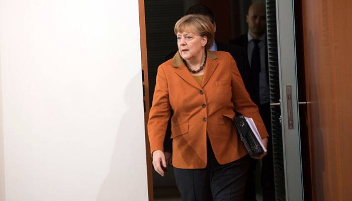 EU leaders welcome Brexit clarity, Merkel says EU united ahead of talks
