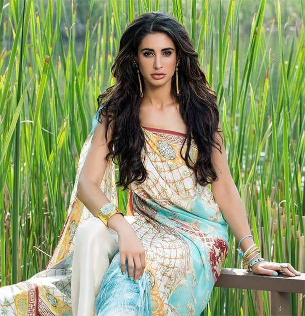 Twitter-NargisFakhri