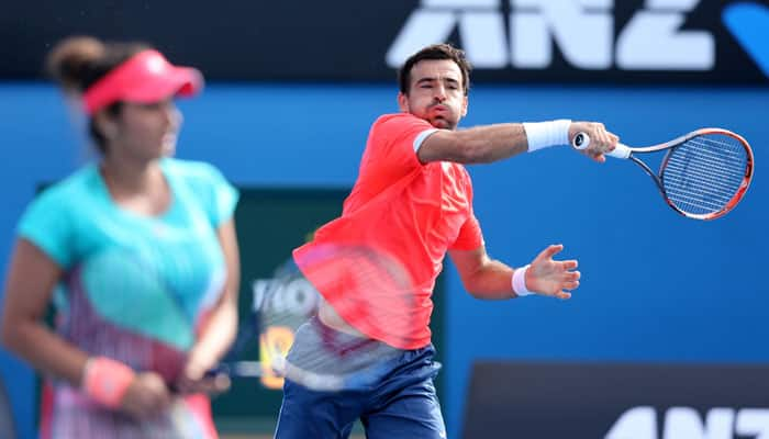 Aus Open&#039;17: Sania Mirza-Ivan Dodig beat Rohan Bopanna-Gabriela Dabrowski in mixed doubles, enter semi-finals