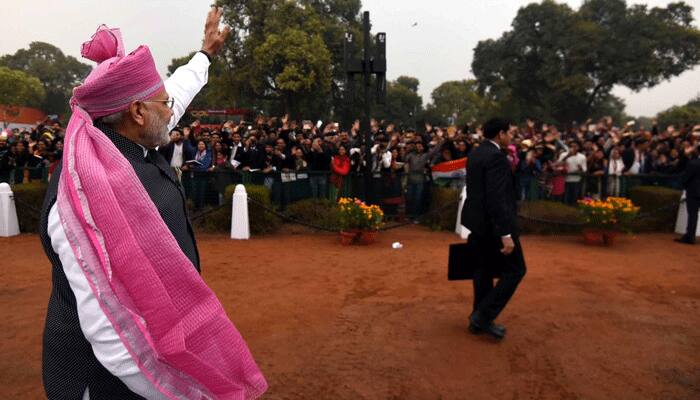 How public greeted PM Narendra Modi as he walked down Rajpath on Republic Day - WATCH