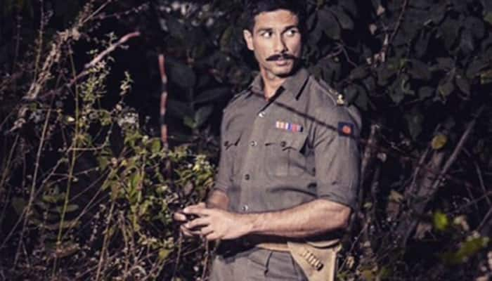 Shahid Kapoor as Nawab Malik in &#039;Rangoon&#039; looks daunting! See pic