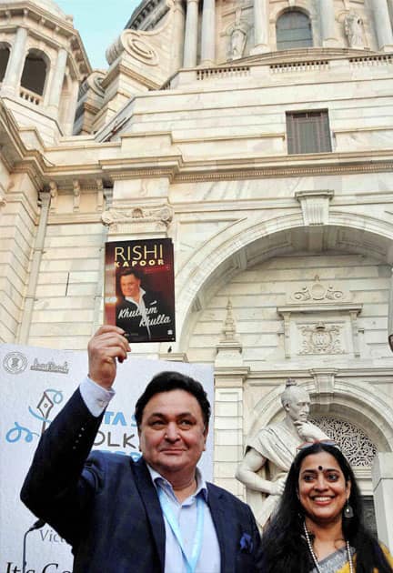 Rishi Kapoor releasing book 'Khullam Khulla'