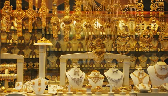 Gems, jewellery exports likely to rise 10% in FY17: GJEPC
