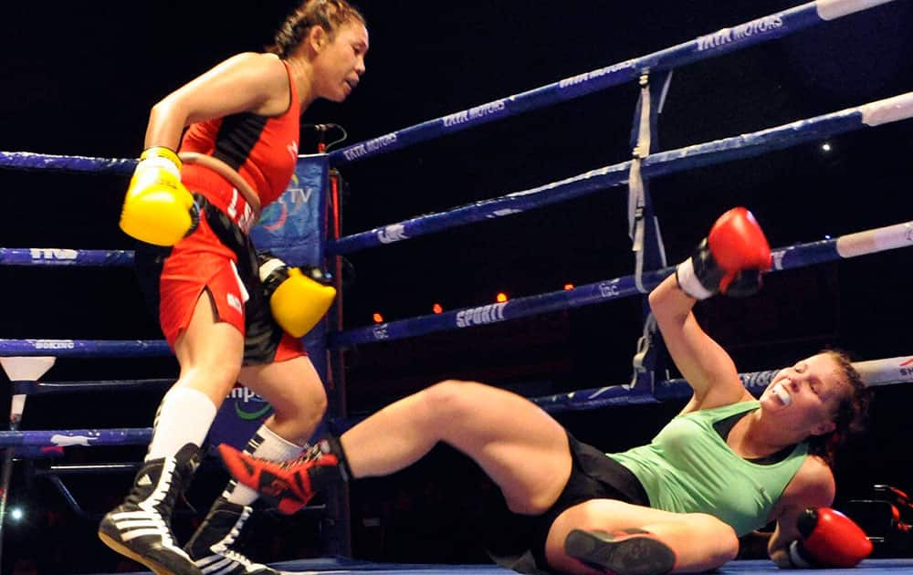 Boxer L Sarita beats Zsofia Bedo