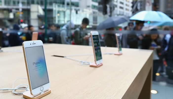 iPhone 7 drives all-time record revenue for Apple