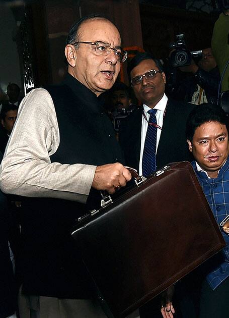 Finance Minister Arun Jaitley arrives at Parliament