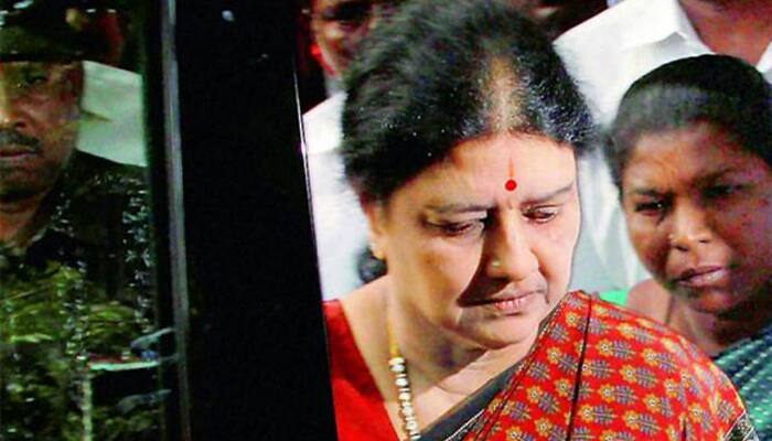 Sasikala Natrajan appoints senior AIADMK leaders to key party posts