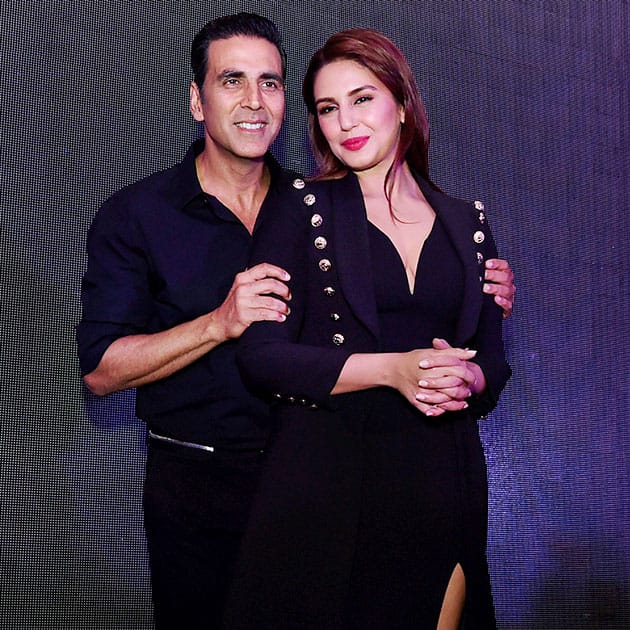 Akshay Kumar and Huma Qureshi pose for photographers