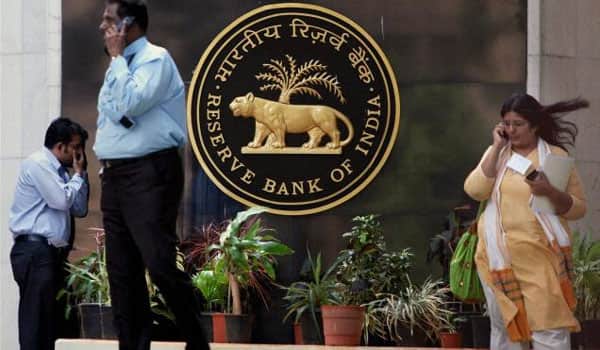 There is scope for further cuts in lending rates: RBI Guv 