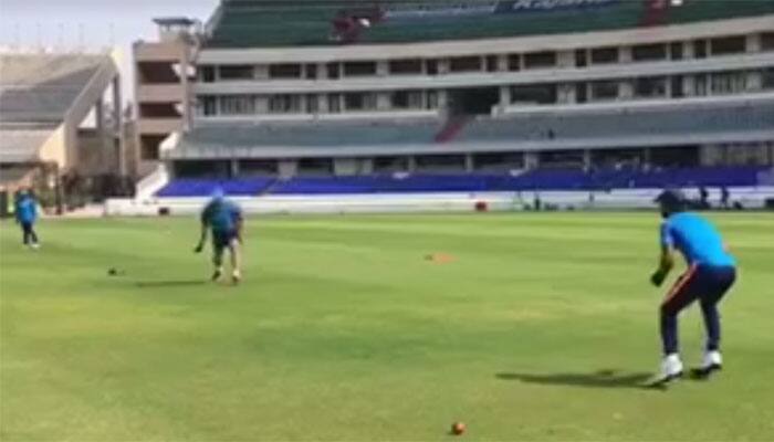 Anil Kumble drills Ajinkya Rahane, Abhinav Mukund ahead of Bangladesh Test — VIDEO