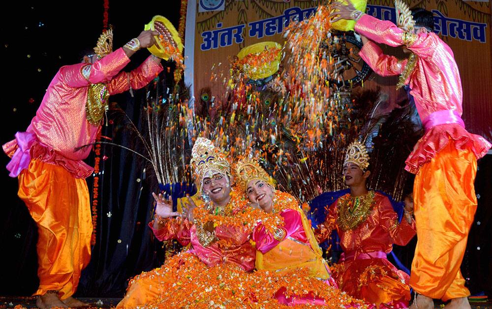 Students perform Brij Ki Holi