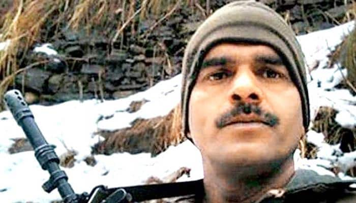 BSF food video row: Allow Yadav&#039;s wife to meet him, Delhi HC tells Centre