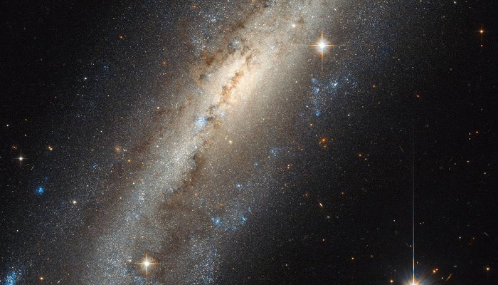 NASA&#039;s Hubble sees spiral in Andromeda