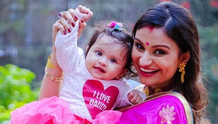 Dimpy Ganguly&#039;s daughter Reanna is the apple of her mother&#039;s eye! Here&#039;s proof