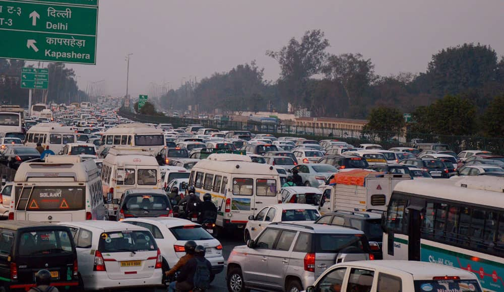 Heavy traffic jam at Delhi-Gurgaon Expressway